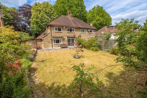 27 Camborne Road, Sutton, SM2 6RJ