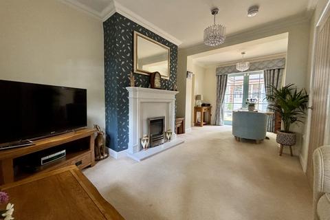 2 bedroom detached house for sale, Wood Norton, Worcestershire WR11