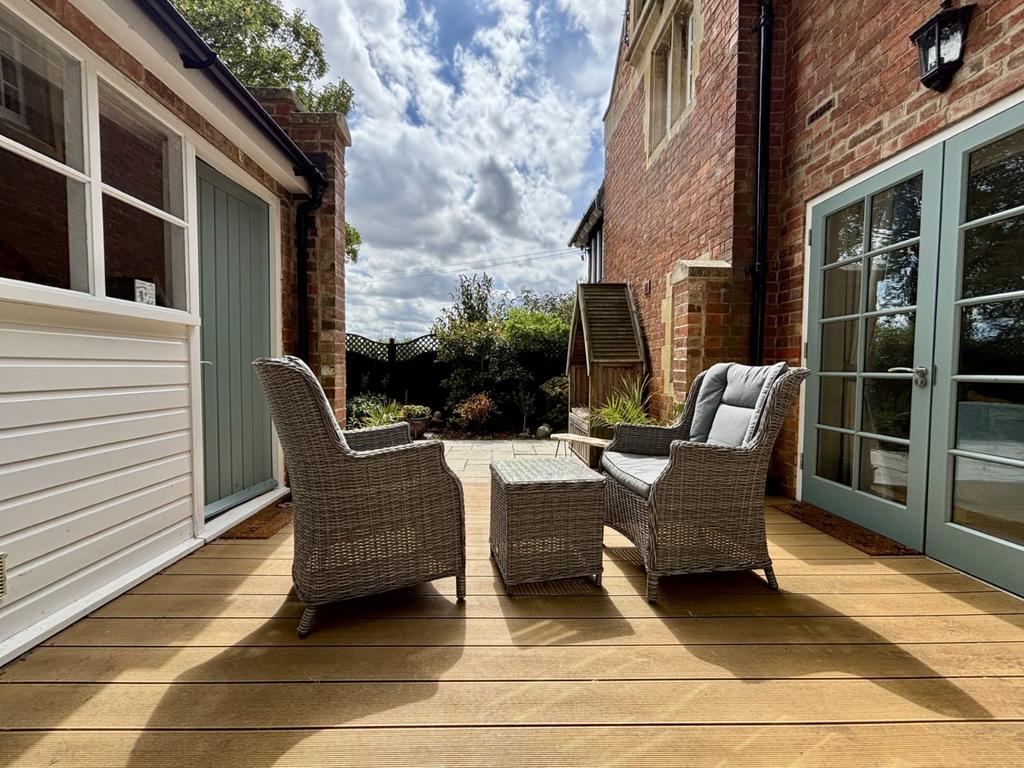 Garden Terrace