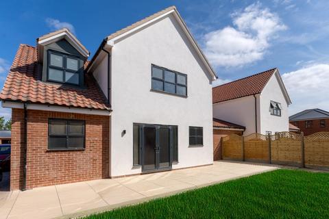 undefined, Sabre Close, Dunmow CM6