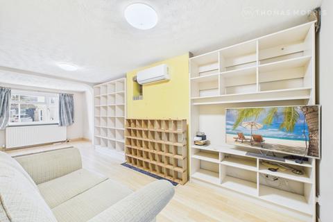 5 bedroom detached house for sale, St. Margarets Road, Huntingdon PE28