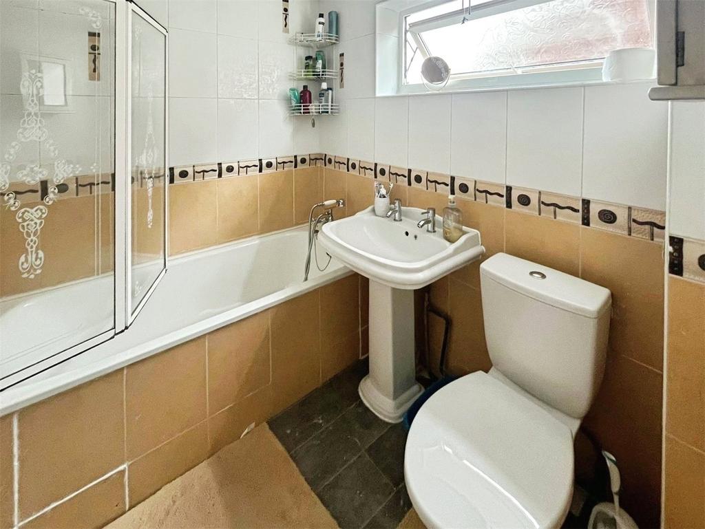 Bathroom  No. 08