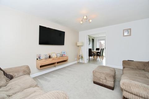 19 Carr View Road, Rotherham, S61 2BJ