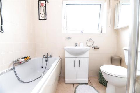 undefined, Laund Close, Derbyshire DE56