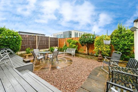 143 Cotswold Crescent, Bury, BL8 1QL
