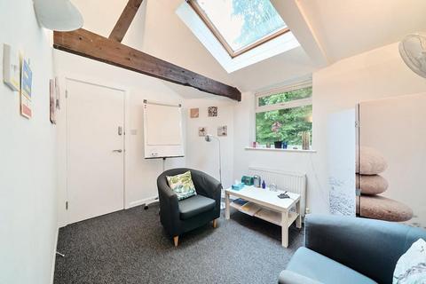 Office for sale, 40 New Windsor St Uxbridge UB8 2TU
