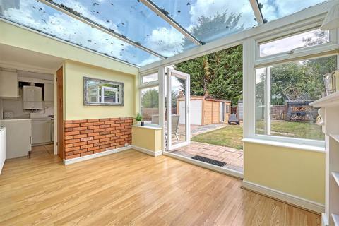 81 Parkfields, Roydon, Harlow, CM19 5JA