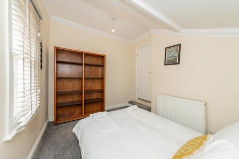 undefined, University / Hospital Area,  Berkshire,  RG1