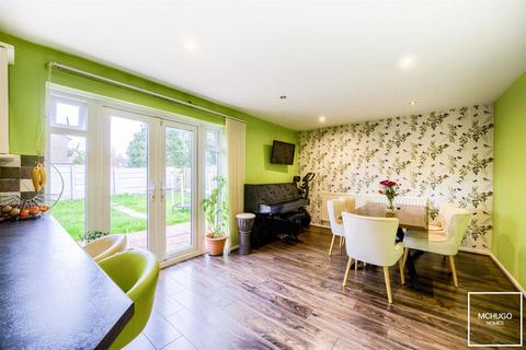 19 Cley Close, Birmingham, B5 7XF