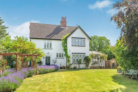4 bedroom detached house to rent, Kimbolton Road, Bedford, MK41