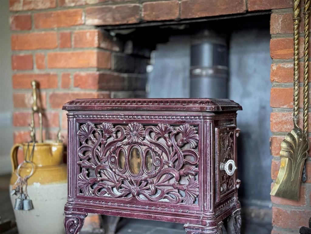 Fireplace.jpg
