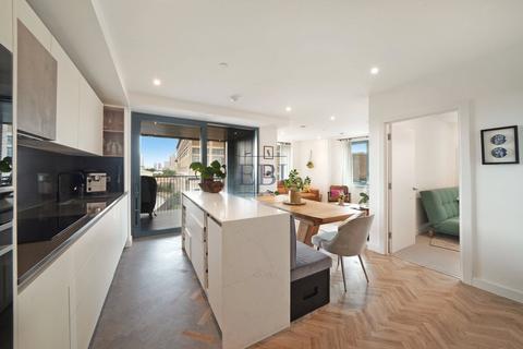 2 bedroom apartment for sale, Skyline Apartments, 11 Makers Yard, Bromley-By-Bow, E3