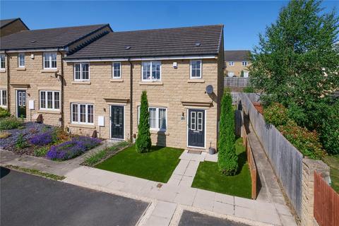 2 bedroom end of terrace house for sale, Mill Holme Fold, Bradford BD10