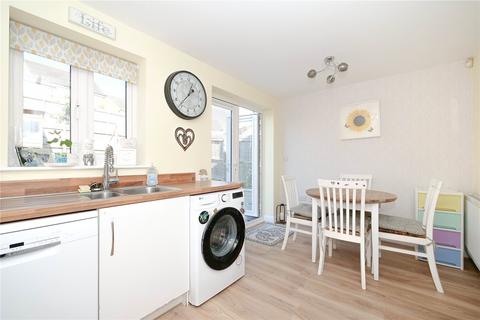 2 bedroom end of terrace house for sale, Mill Holme Fold, Bradford BD10