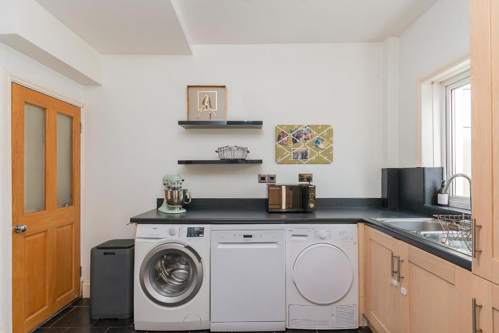 0 A5 RAN - Kitchen Utility B.jpg