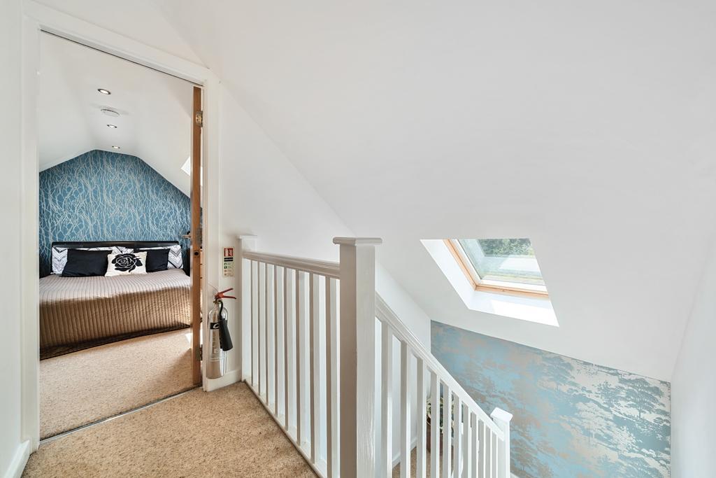 2nd Floor Landing