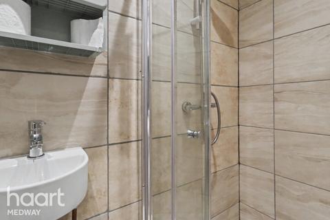1 bedroom in a house share to rent, Cuxton Road, ROCHESTER