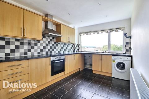 3 bedroom apartment to rent, Bishops Close, CARDIFF