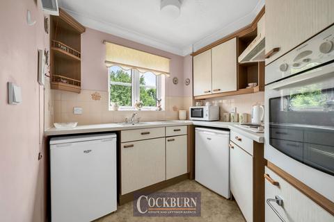 1 bedroom flat for sale, Marvels Lane, Grove Park, SE12