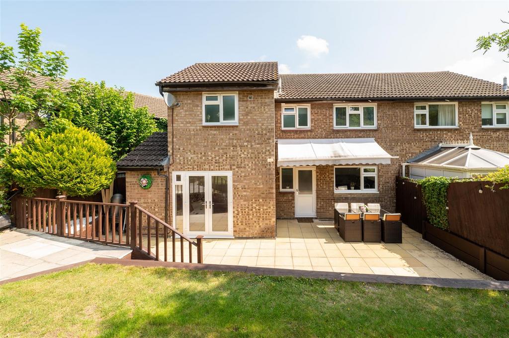 27 Coleridge Close-28.jpg
