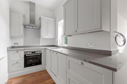 2 bedroom apartment for sale, Kingston Road, Wimbledon SW19