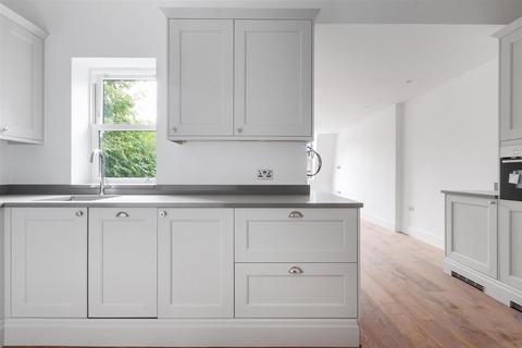 2 bedroom apartment for sale, Kingston Road, Wimbledon SW19
