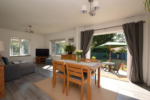 3 bedroom detached bungalow for sale, CENTRAL RYDE