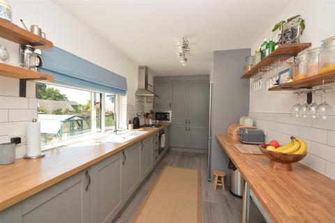 3 bedroom detached bungalow for sale, CENTRAL RYDE