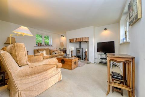Milton Cottage The Hamlet, Gallowstree Common, Reading, RG4 9BU