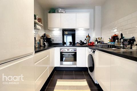 1 bedroom apartment for sale, Echo Court, Telegraph Avenue, NW9