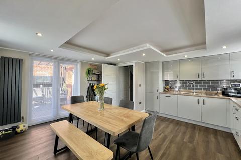 4 bedroom detached house for sale, Beech Drive, Thornton FY5