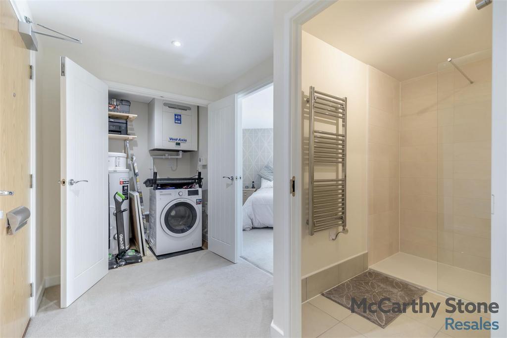 8653501-interior05.jpg