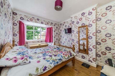 4 bedroom semi-detached house for sale, Addison Road, Banbury