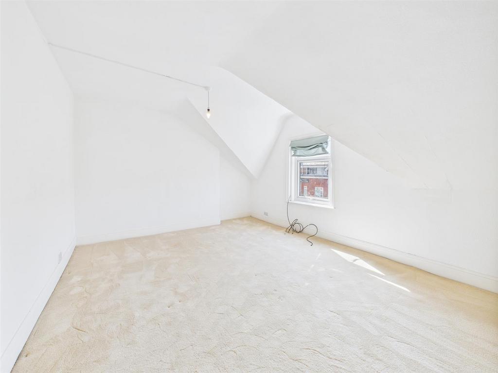 Bedroom: