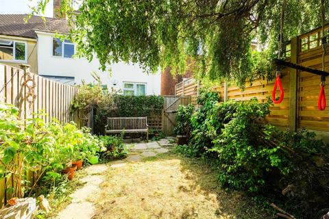 undefined, Byron Road, Walthamstow