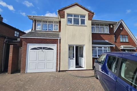 4 bedroom detached house for sale, Lawnswood Drive, Walsall Wood
