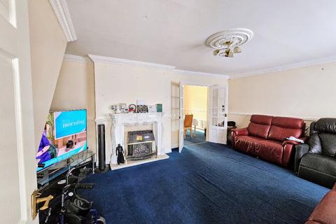 4 bedroom detached house for sale, Lawnswood Drive, Walsall Wood