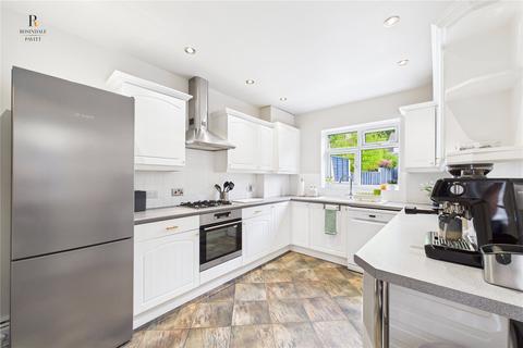 42 Mellows Road, Wallington, SM6 8PS