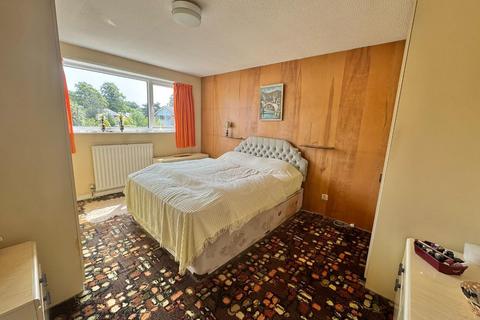 4 bedroom house for sale, Lyndhurst Close, Wilmslow