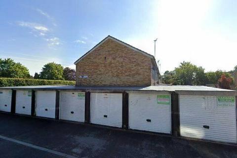 undefined, Fairfax Road, Farnborough GU14