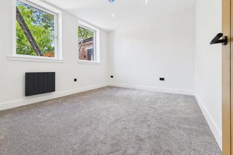 undefined, East Street, Gateshead NE10