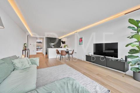 3 bedroom apartment to rent, Parliament View Apartments, 1 Albert Embankment, London