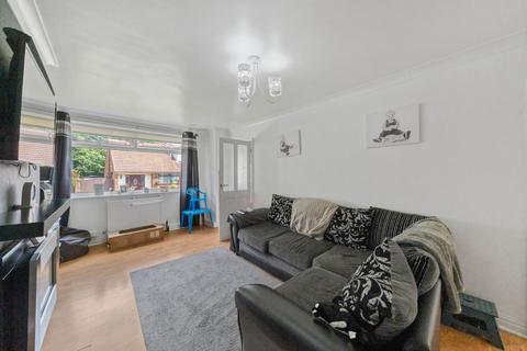 4 bedroom semi-detached bungalow for sale, Gordon Avenue, Ashton-In-Makerfield, WN4