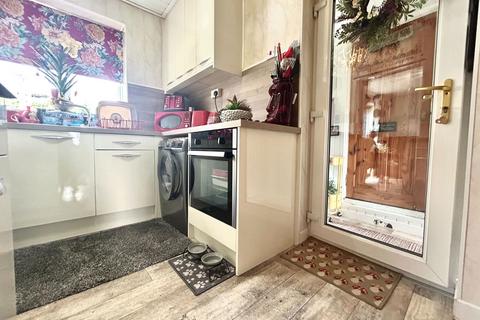 3 bedroom semi-detached house for sale, Sycamore Green, Dudley DY1