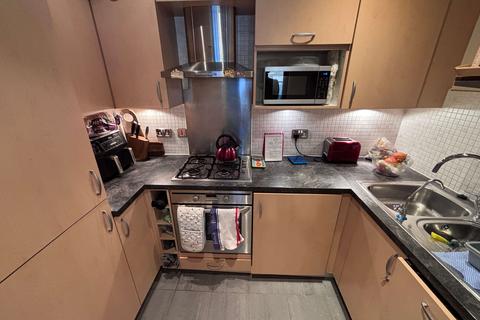 2 bedroom apartment for sale, at Tideslea Path, Greenwich, London SE28