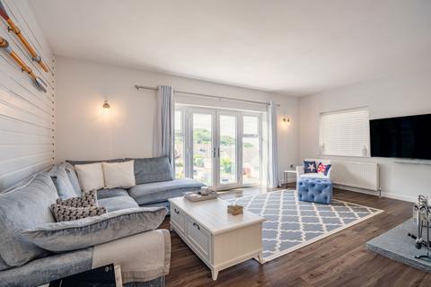 3 bedroom detached house for sale, Cwrt Bryn Y Bia, Llandudno LL30