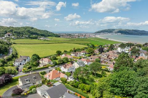 3 bedroom detached house for sale, Cwrt Bryn Y Bia, Llandudno LL30