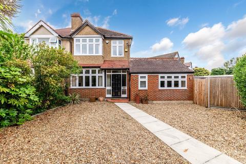 26 Sandringham Road, Worcester Park, KT4 8XW