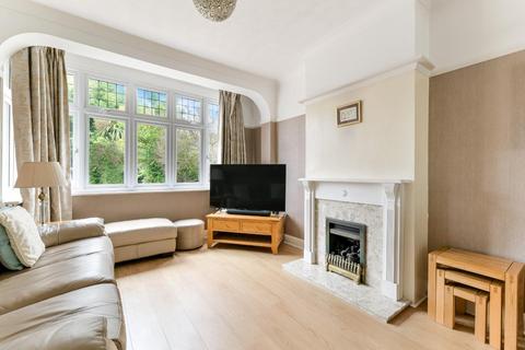 26 Sandringham Road, Worcester Park, KT4 8XW