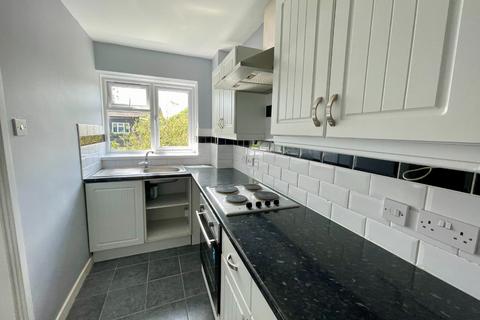 1 bedroom flat for sale, Gregories Close, Luton, Bedfordshire, LU3 1DL